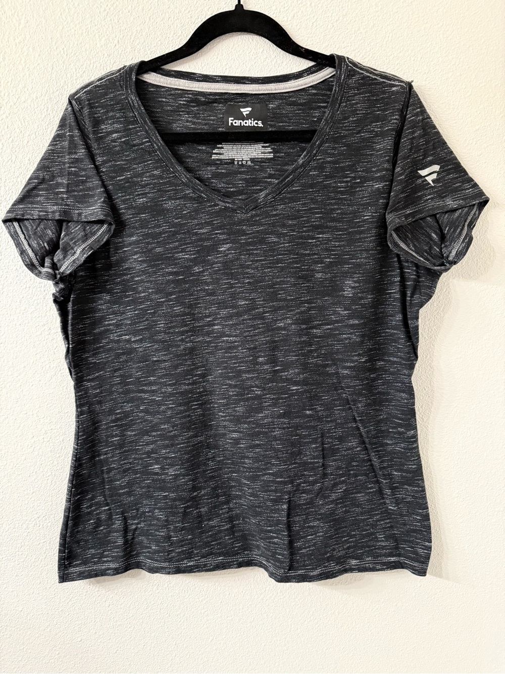 Women’s Fanatics Heather Grey Short Sleeve Tee New Without Tags– Size Large